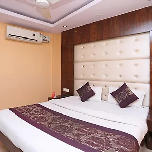 Hotel Oyo 6096 Maharani Palace, New Delhi